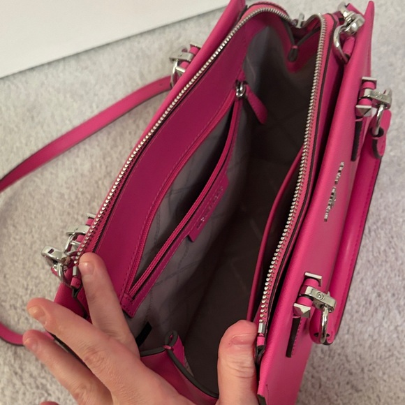 Michael Kors Medium Sized Marilyn Saffiano Leather Fuchsia Pink Satchel - Picture 6 of 8